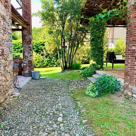 Relax Hotel Borgosesia Exterior photo