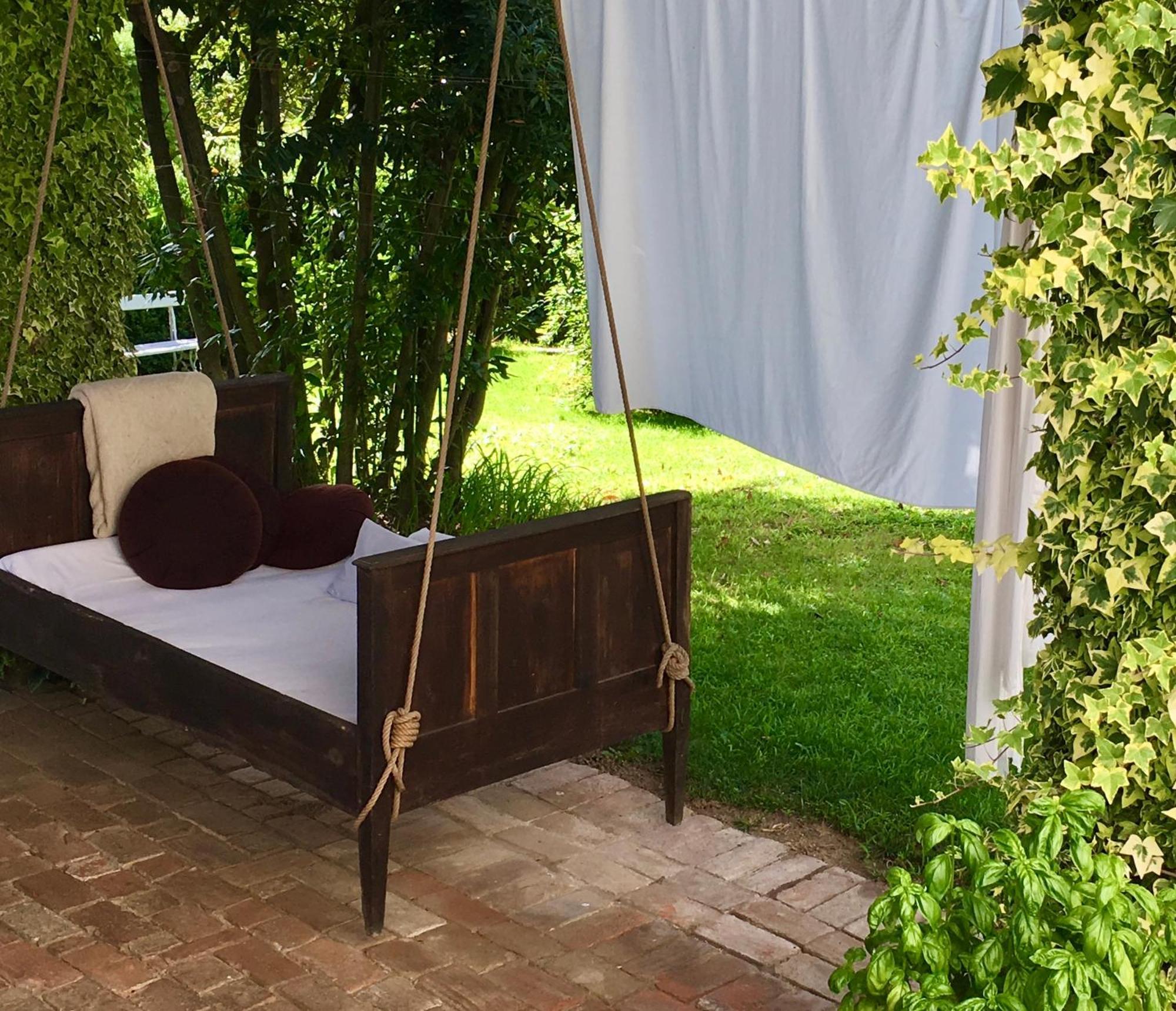 Relax Hotel Borgosesia Exterior photo